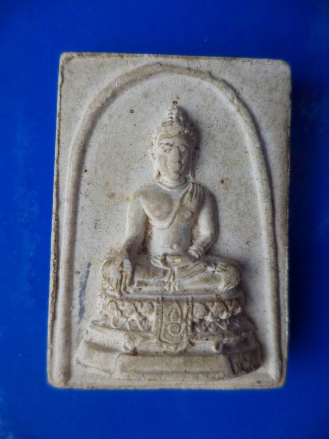 พระผงหลวงปู่บุดดา ถาวโร สิงห์บุรี เคาะเดียวครับ
