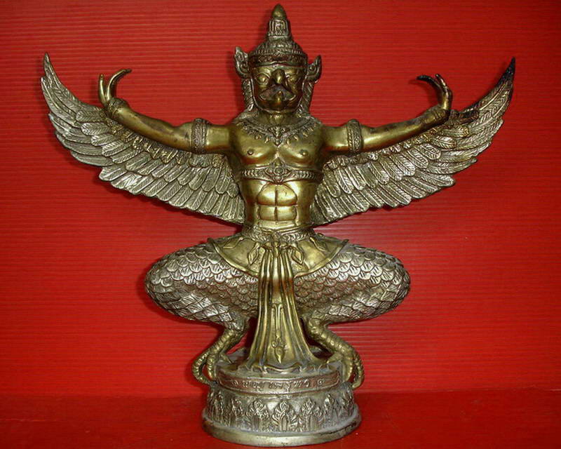 *พญาครุฑบูชา วัดป่าเลไลยก์ จ.สุพรรณบุรี เนื้อสองกษัตริย์ สูง 12 นิ้ว สวยมากค่ะ*