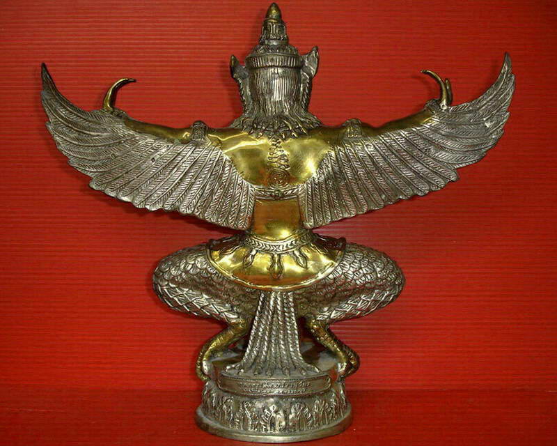 *พญาครุฑบูชา วัดป่าเลไลยก์ จ.สุพรรณบุรี เนื้อสองกษัตริย์ สูง 12 นิ้ว สวยมากค่ะ*