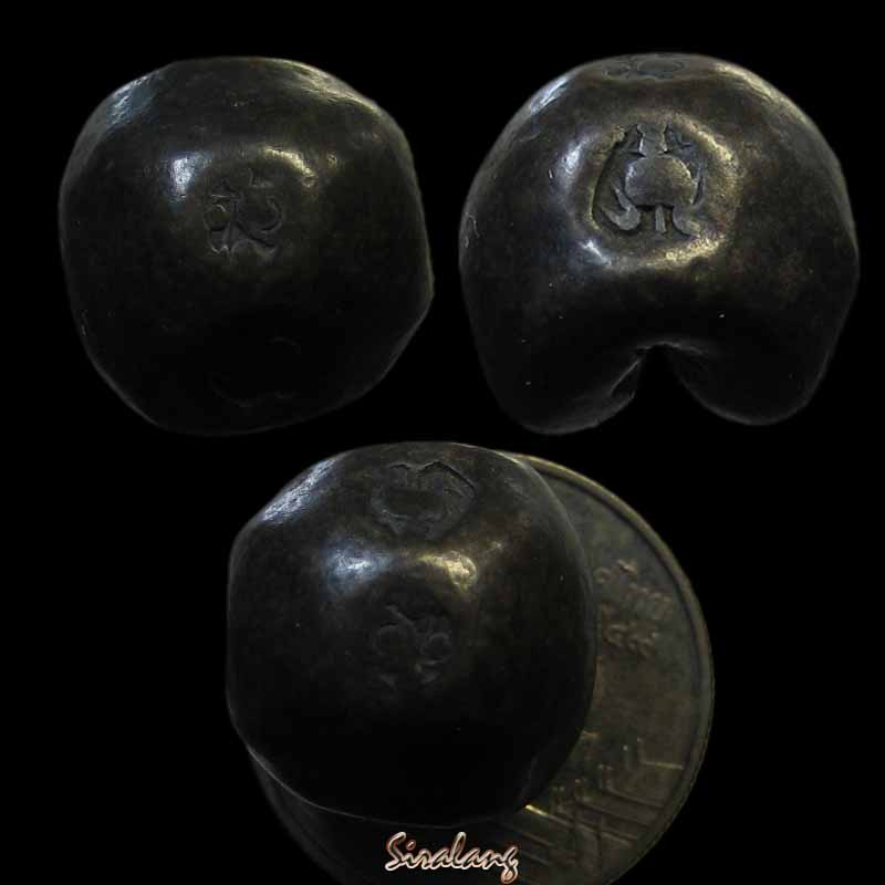 เงินพดด้วง หนัก1 บาท เม็ดใหญ่ครับ ร.4 มงกุฏ ชัดสวย # 6 เคาะแรกขั้นต่ำครับ
