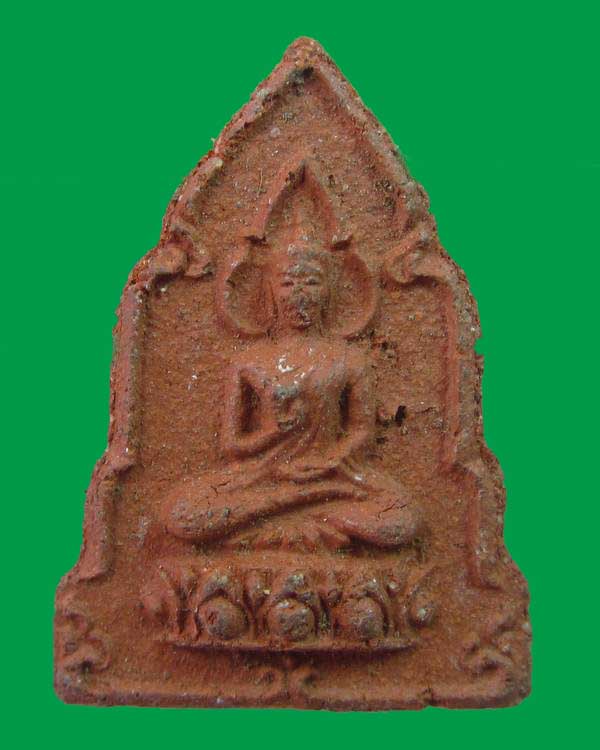 "เคาะเดียว"พระเนื้อดินไม่ทราบที่ครับ