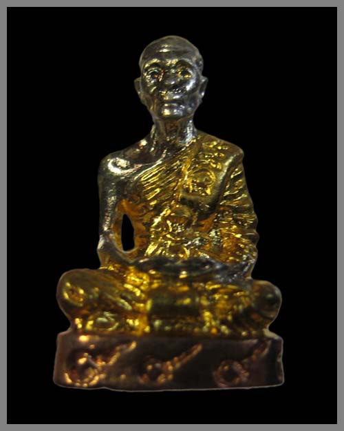 หลวงพ่อเพี้ยน 2 องค์ อายุวัฒนมงคล เคาะแรกขั้นต่ำครับ