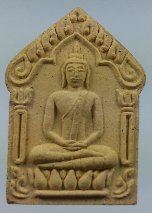 ขุนแผนพิมพ์ใหญ่ หลวงปู่ทิม รุ่นมงคลศิลาฤกษ์ พ.ศ.2537