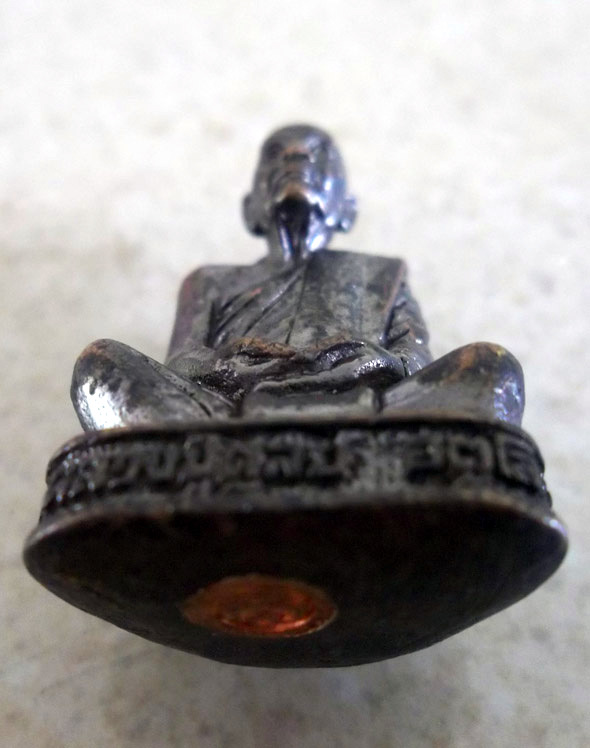 รูปหล่อหลวงปู่ดูลย์ อตุโล เนื้อทองแดงงามๆ รุ่นสร้างเจดีย์บูรพาจารย์  วัดบูรพาราม ปี ๒๕๕๕