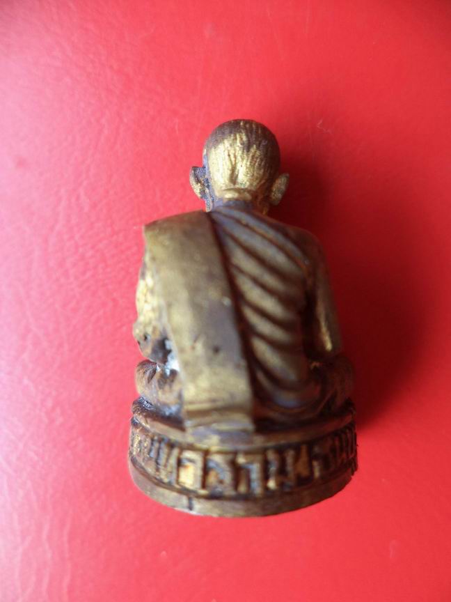 รูปหล่อพระวิเชียรมุนี (พัน) วัดอินทราราม ธนบุรี รุ่นพิเศษ ปี 2534 มีโค๊ด พร้อมกล่อง เคาะเดียวเลยครับ