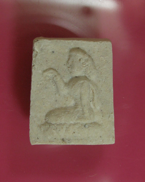 นางกวักวัดท่ามะกรูด สุพรรณบุรี หลวงพ่อมุ่ย ปลุกเศก ปี 2508 (2)