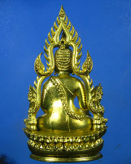 พระพุทธชินราช พิมพ์แต่งฉลุลอยองค์ เนื้อทองระฆัง รุ่น จอมราชันย์ หมายเลข 3167