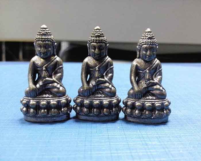 ...เคาะเดียว 3 องค์ 10 บาท**พระกริ่ง 7 รอบ 84 พรรษา เนื้อนวะ สมเด็จญาณสังวร