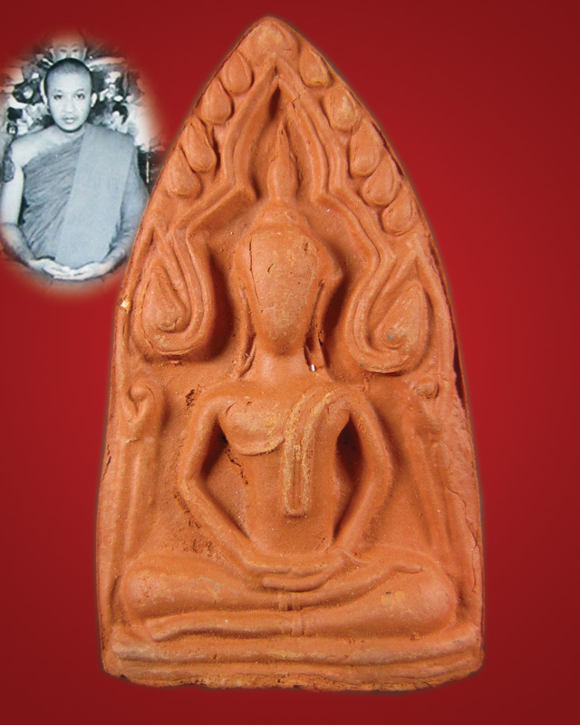 ขุนแผนทรงพลใหญ่ หลวงพ่อชำนาญ วัดบางกุฏีทอง เนื้อดิน สร้างปี 2556