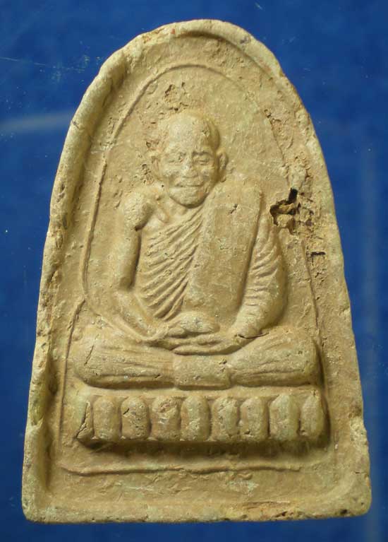 รูปเหมือน เนื้อดิน ครูบาคำเป็ง สำนักสงฆ์มะค่างาม กำแพงเพชร