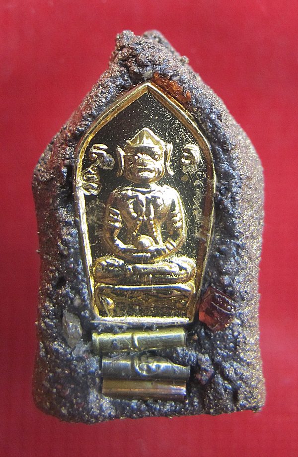 วัดใจ!!ขุนแผนทรงพลเล็กหลังปรกหนุมานตะกรุดจีวรเกษาพลอยเสกวัดซับลำใยหลวงปู่หมุนเสก