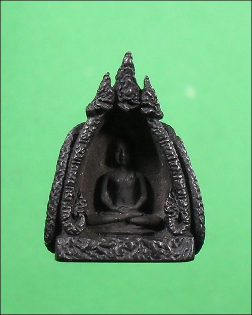 หลวงปู่สิม พุทธาจาโร นาคปรก เนื้อนวะโลหะ พร้อมเกศา,พระธาตุ