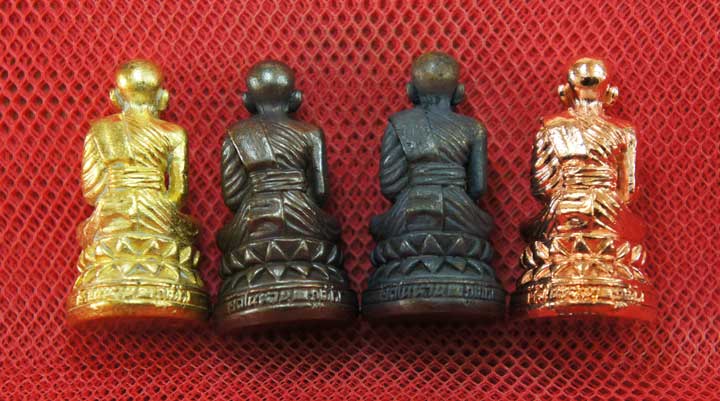 หลวงปู่ทวด พิมพ์บัวรอบ 4 องค์ เนื้อเปียกทอง เนื้อนวะ เนื้อผิวไฟ เนื้อสตางค์เเดง วัดในหาน อ.นอง อ.ทอง
