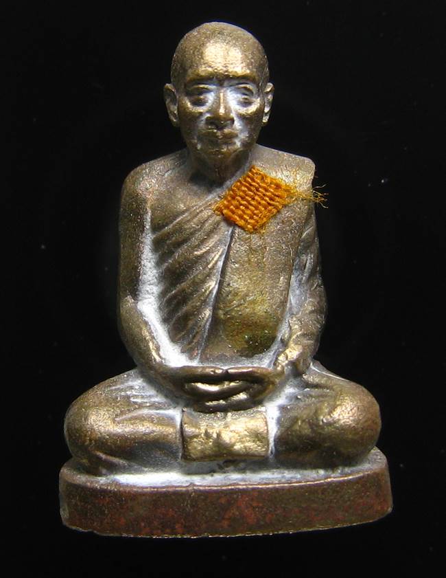 **รูปเหมือน 100 ปี สมเด็จญาณฯ วัดบวรฯ เนื้อฝาบาตรผิวไฟ เลข 2876 เคาะเดียวแดง**