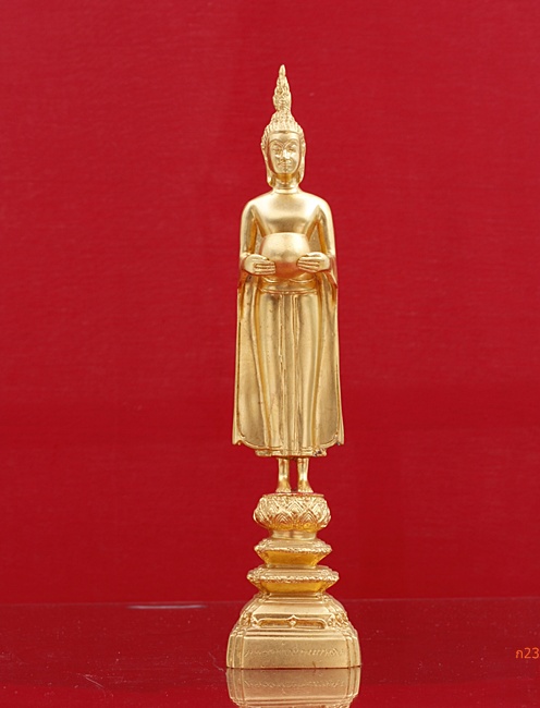 พระบูชาหลวงพ่อวัดบ้านแหลม