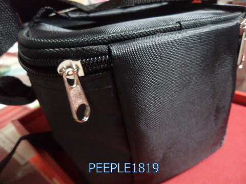  กระเป๋าเก็บความเย็น ใส่เครื่องดื่มกระป๋องได้สี่ใบพอดีคำ   h17
