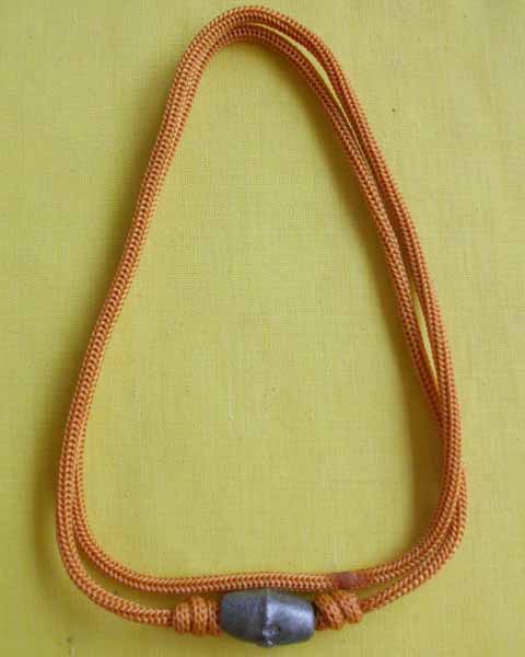 //คืนกำไรให้ลูกค้า//ลูกสะกดตะกั่วอวน หลวงปู่สิงห์ วัดบ้านขี้เหล็ก จ.ศรีสะเกษ**ตอกโค้ดกำกับ**6**