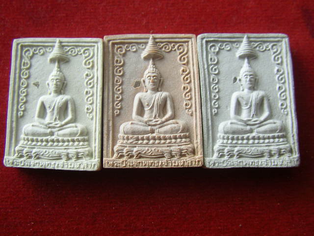 พระปัจเจกพุทธเจ้า  ( 3 สี  3เนื้อ )   หลวงพ่อฤาษีลิงดำ  วัดท่าซุง