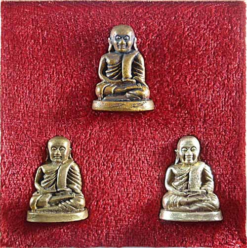 วัดใจ เคาะแรก!!!หลวงพ่อเงิน วัดบางคลาน 1 ชุด 3 องค์ 3 พิมพ์ ปี 37 พร้อมกล่องเดิม