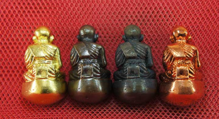 หลวงปู่ทวด พิมพ์เบ้าทุบ 4 องค์ เนื้อเปียกทอง เนื้อนวะ เนื้อผิวไฟ เนื้อสตางค์เเดง วัดในหาน อ.นอง อ.ทอ
