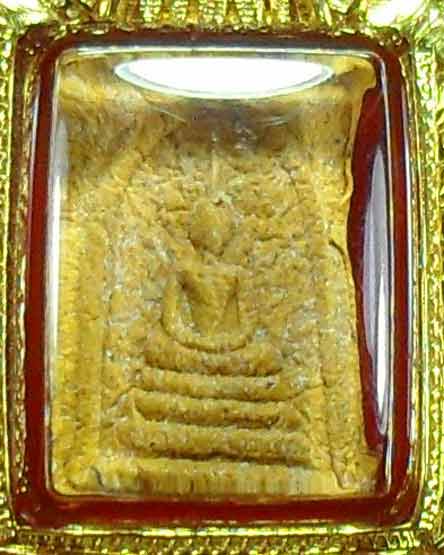 พระสมเด็จคะแนนเนื้อเหลืองว่านดอกทอง ปี ๒๕๓๐ หลวงพ่อสาครครับ เลี่ยมทองสั่งทำ สภาพสวยครับ ลองชมดูครับ