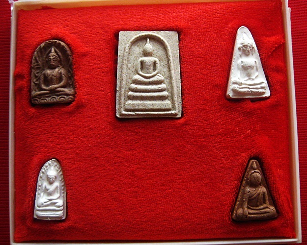 ชุดเบญจภาคี ปี 36 ลพ.เกษม  เขมโก  