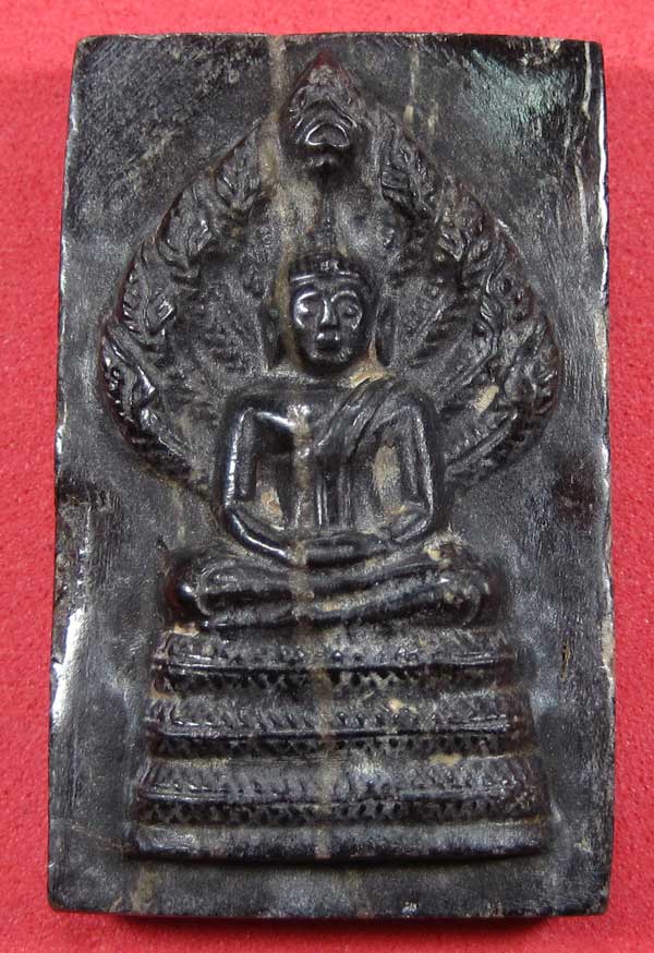 พระนาคปรก 9 เศียร แกะจากไม้ตะเคียน 1000 ปีปลุกเสกโดยหลวงปู่คำบุ จ.อุบลราชธานี แชมป์สายอิสาน