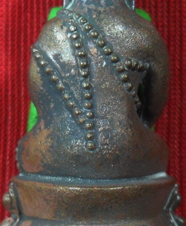 พระกริ่งใหญ่ หลวงปู่คำบุ รุ่น โคตรเศรษฐี รวย รวย รวย เทหล่อโบราณ เนื้อทองผสมมงคล ๙