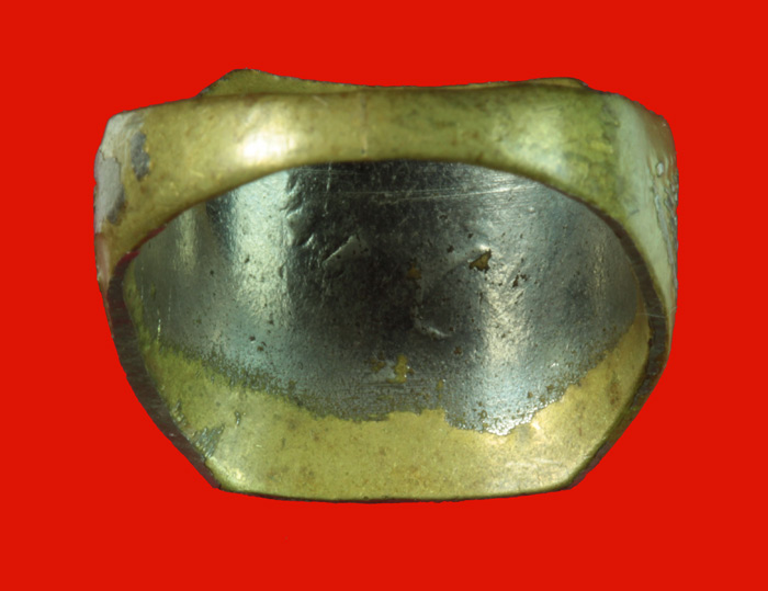 แหวนหลวงปู่หิน อาโสโก วัดหนองนา (เขาพระยาเดินธง) ลพบุรี 