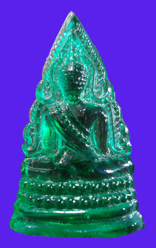 พระพุทธชินราชเนื้อแก้ว สีเขียว ปี 2515 พิธีมหาจักรพรรดิ์