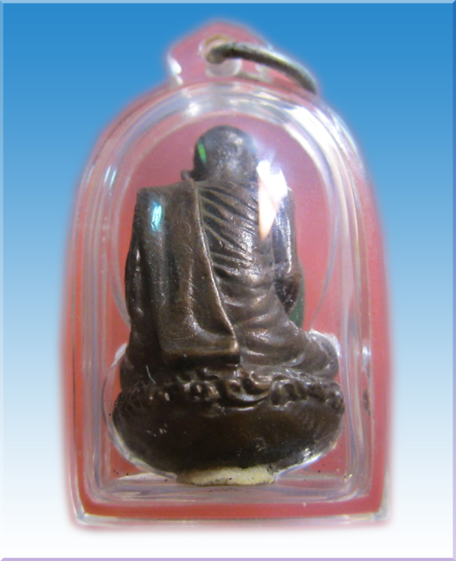 รูปหล่อหลวงปู่กาหลงรุ่นแรกเนื้อนวะ