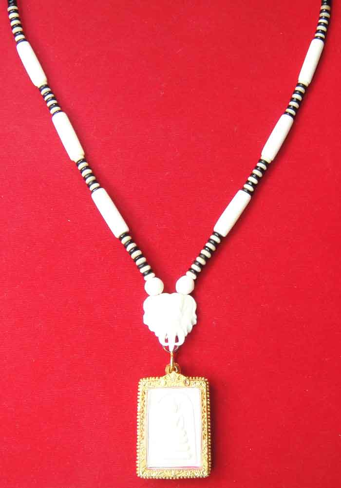 (((วัดใจเคาะเดียว๑๐บาท)))สร้อยกะลาตาเดียว + ลูกประคำกระดูกช้าง+หัวกลางรรูปหัวช้างกระดูกช้าง แบบ ๑ ห่