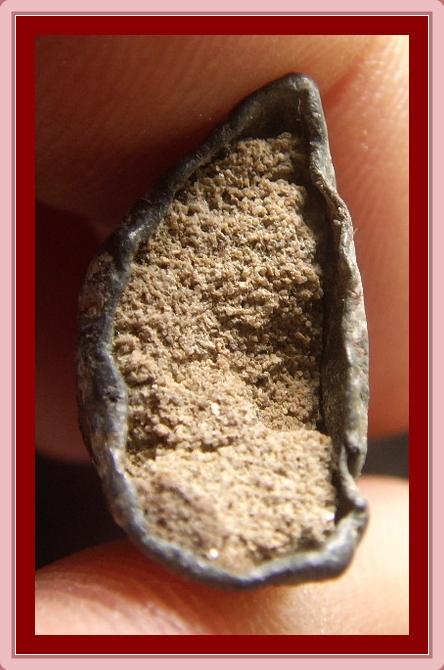 พระกรุรัตนโกสินทร์ เนื้อตะกั่วสนิมแดง มีทาชาดสีแดง มาพร้อมบัตรรับรอง