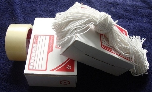 300 บาท@@--///ครบเซ็ต**--///กล่องไปรษณีย์ไดคัทสีขาว No. 0 ขนาด 11*17*6ซม. + เชือก เทปกาวใสม้วนใหญ่