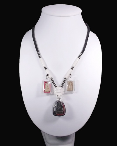 ***ลดกระหน่ำ ต้อนรับปีใหม่*** สร้อยกระลาแบบ 3 ห่วง # 6 ห่วงกลางหัวช้าง+ประคตกระดูกช้าง สวยๆ ถูกๆ เคา