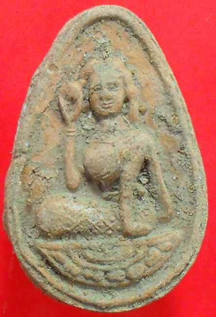 นางกวักโชคลาภ หลวงปู่ทิม วัดละหารไร่ เนื้อผสมผงพราย บรรจุกรุ ผสมผงเก่ามากมาย เคาะเดียวครับ ลองชมดูคร