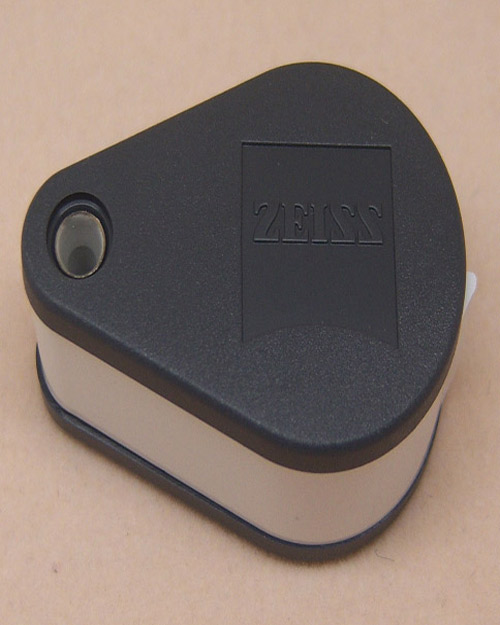 กล่องส่องพระ   zeiss D40  ที่สุดแห้งตำนาน