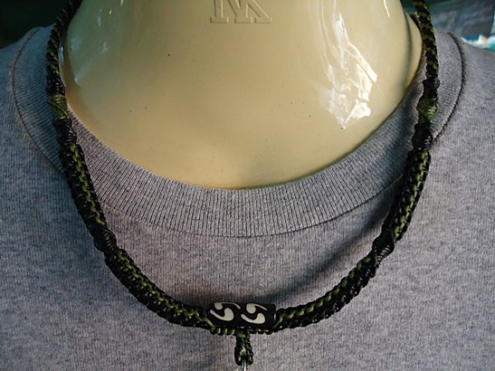 *วัดใจ* สร้อยคอเชือกเทียนถัก งานถักด้วยมือทั้งเส้น ความยาว 20 นิ้ว ห้อยพระหนึ่งองค์