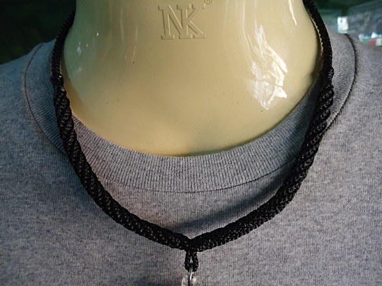 *วัดใจ* สร้อยคอเชือกเทียนถัก งานถักด้วยมือทั้งเส้น ความยาว 20 นิ้ว ห้อยพระหนึ่งองค์