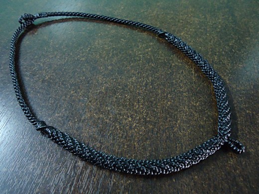 *วัดใจ* สร้อยคอเชือกเทียนถัก งานถักด้วยมือทั้งเส้น ความยาว 20 นิ้ว ห้อยพระหนึ่งองค์