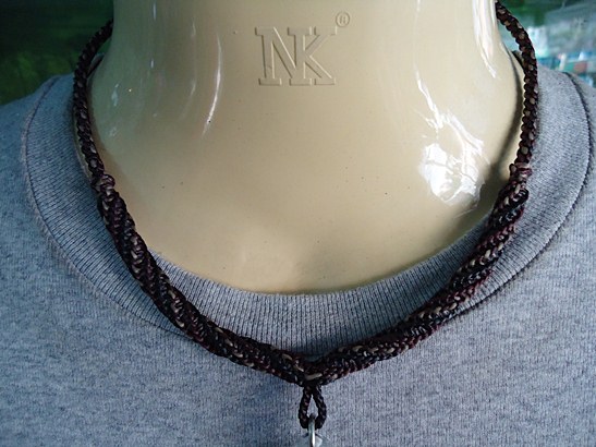 *วัดใจ* สร้อยคอเชือกเทียนถัก งานถักด้วยมือทั้งเส้น ความยาว 19 นิ้ว ห้อยพระหนึ่งองค์