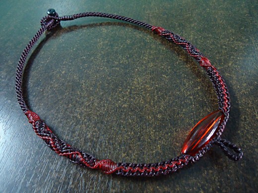 *วัดใจ* สร้อยคอเชือกเทียนถัก งานถักด้วยมือทั้งเส้น ความยาว 19 นิ้ว ห้อยพระหนึ่งองค์