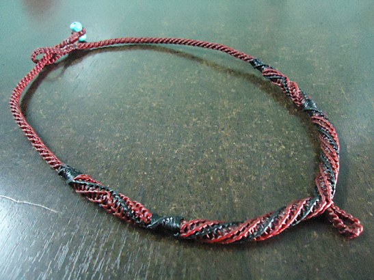 *วัดใจ* สร้อยคอเชือกเทียนถัก งานถักด้วยมือทั้งเส้น ความยาว 20 นิ้ว ห้อยพระหนึ่งองค์