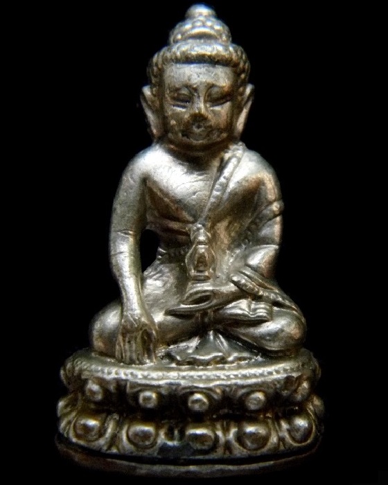 พระกริ่งปรโม ปี52 ( เนื้อนวะแก่เงินก้นนวะ ) หลวงพ่อเริ่ม ปรโม วัดจุกกะเฌอ @ หมายเลข ๓๒๙ @ กล่องเดิม