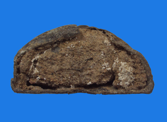 พระเนื้อชินตะกั่วสนิมแดง เก่าแท้ดูง่าย ไม่ทราบที่ครับ