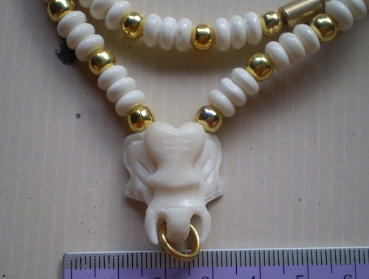 สร้อยกระดูกช้าง สลับทองไมครอน   ห่วงกลางหัวช้าง  เคาะเดียว 