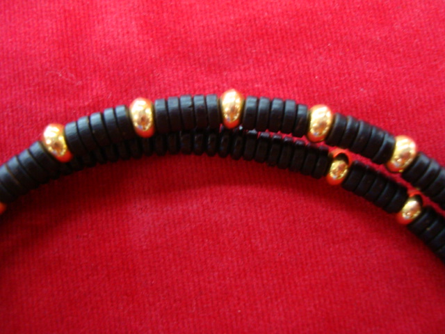 จัดของสวยๆมาให้ครับท่าน สร้อยคอสั่งทำเม็ดทองคำแท้ๆสวยๆครับ ยาวกำรังดี แพงเราไม่ขาย