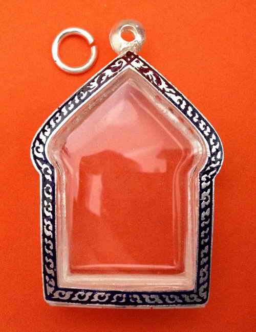 @ สินค้ามือ 1 @ ตลับเงินลงยาฝังพลอย ใส่พระขุุนแผนหลวงปู่ทิม วัดระหารไร่ หรือ หลวงพ่อสาคร วัดหนองกรับ