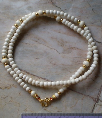 สร้อยกระดูกช้าง เม็ดกลม  บวกเม็ดทองไมครอน  ห่วงกลางหัวจรวด  เคาะเดียว 