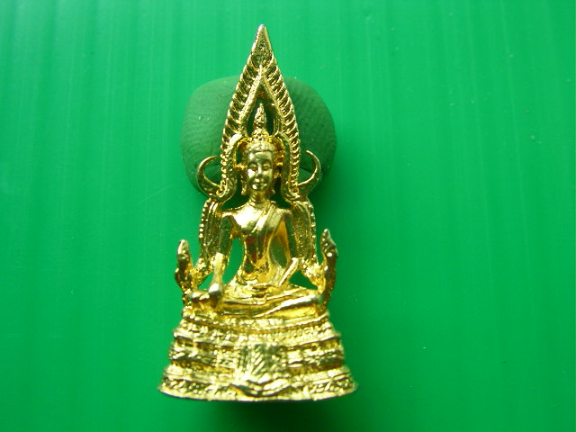 พระสมเด็จองค์ปฐม   รุ่น 3   ( ฐาน  นะ )   หลวงพ่อฤาษีลิงดำ   วัดท่าซุง   ครับ  ( องค์ที่ 1 )